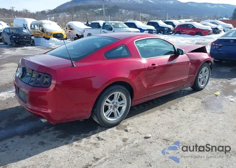 2014 Ford Mustang V6 from USA, damaged, VIN 1ZVBP8AM5E5203591